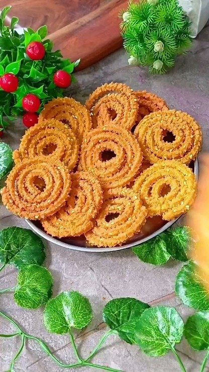 Instant Wheat Flour Chakri Recipe